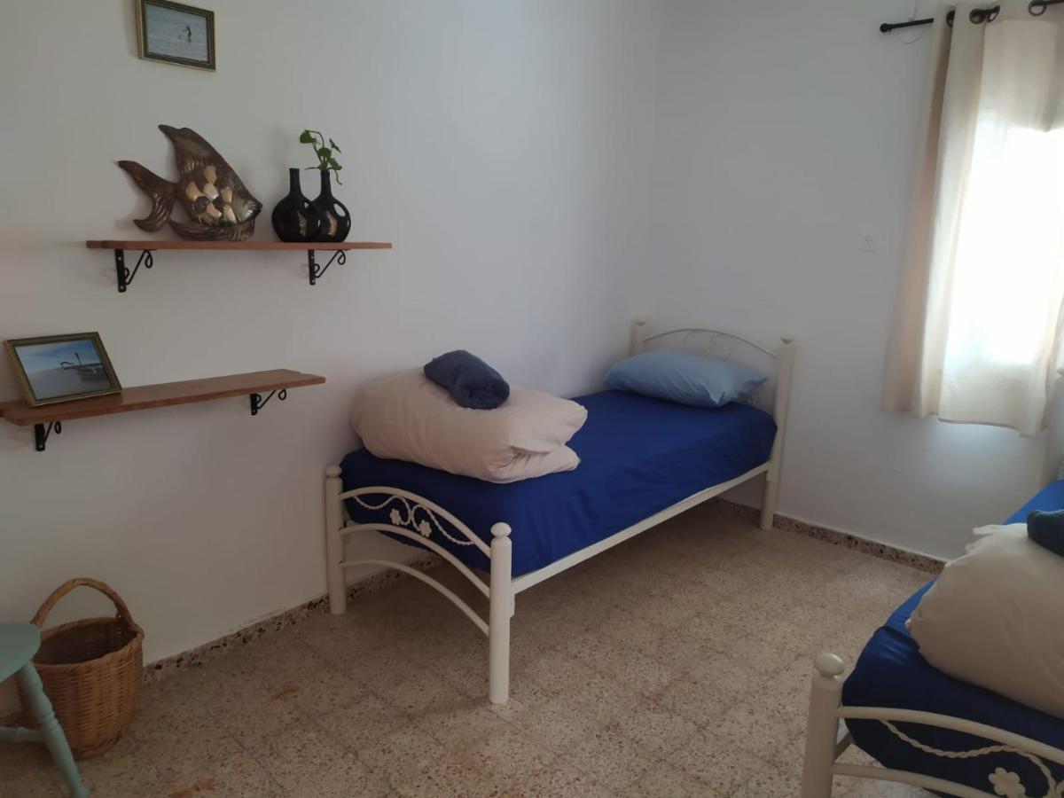 Juha's Guesthouse - Zarqa Bay Jisr ez Zarqa Extérieur photo